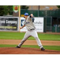 Sioux Falls Canaries Pitcher Shawn Blackwell
